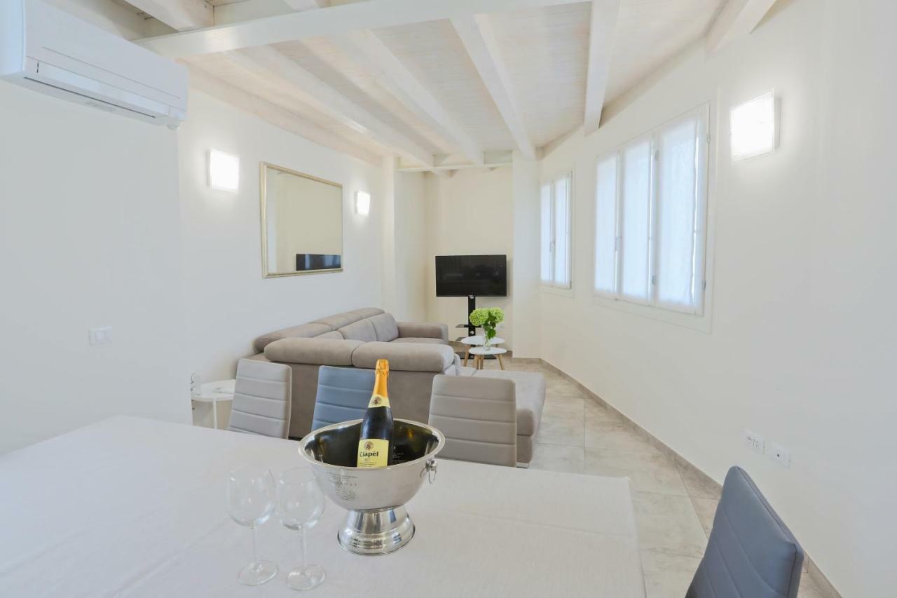 Casa Vacanze Marconi 22 Marone Extérieur photo