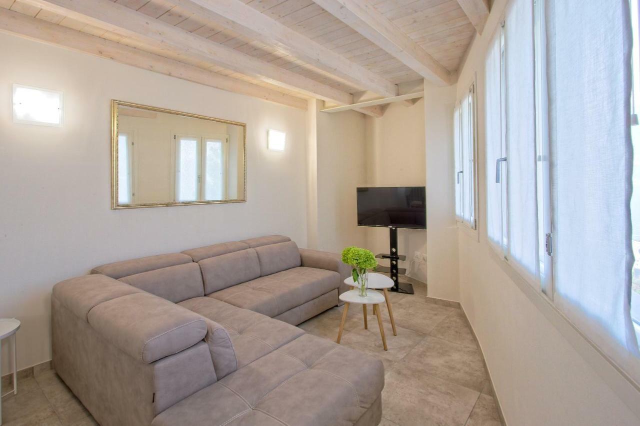 Casa Vacanze Marconi 22 Marone Extérieur photo